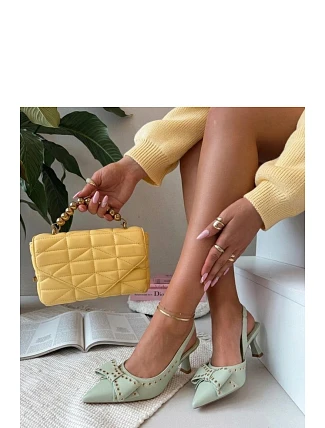 Lodičky na jehlovém podpatku model 229607 Solea Lodičky na jehlovém podpatku model 229607 Solea