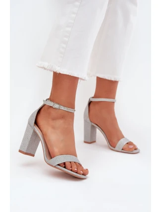 Sandály na podpatku  model 215641 Step in style