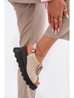 Dámské Kožené Sandály Na Klínu S Ozdobou Béžové Artiker 56C0111