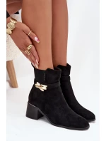 Zateplené dámské boty se zlatou ozdobou na podpatku černé Sarona Zateplené dámské boty se zlatou ozdobou na podpatku černé Sarona