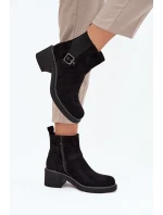 Dámské kotníkové boty na klocku s přezkou černé Nymera