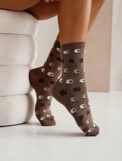 Dámské ponožky s motivem oveček – hnědé