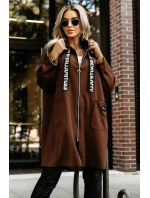 632-2 Ležérní kabát se zipem a módními detaily - čokoládový 632-2 Ležérní kabát se zipem a módními detaily - čokoládový