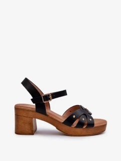 Dámské sandály na vysokém podpatku vyrobené z eko kůže, černé Assames