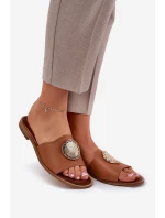 Zazoo 2938 Kožené Pantofle Na Plochém Podpatku S Dekorací Camel