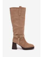 Dámské zateplené kozačky na podpatku s prošíváním Alessara – béžové