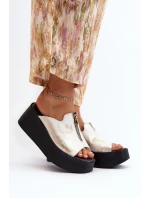 Zazoo 2916 Dámské žabky na masivní platformě se zipem zlaté