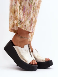 Zazoo 2916 Dámské žabky na masivní platformě se zipem zlaté