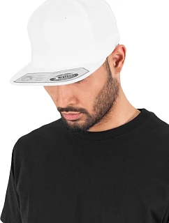 Flexfit 110 6 panelová kšiltovka "Fitted Snapback" 55.0110 white
