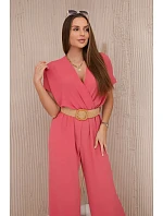 Kombinéza s ozdobným páskem v pase korálový Kombinéza s ozdobným páskem v pase korálový