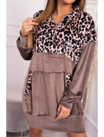 Velurové šaty s mocca leopardím vzorem