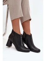 Dámské zateplené kotníkové boty na sloupku – černé Ivessara