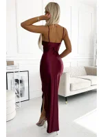 483-4 DIANE saténové dlouhé šaty s rozparkem na nohou - bordó