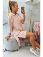 Šaty s kapucí a delšími zády tmavě pudrově růžové Šaty s kapucí a delšími zády tmavě pudrově růžové