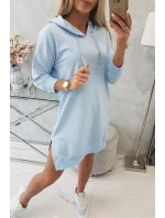 Šaty s kapucí a delšími zády modré