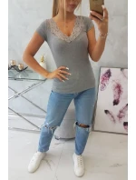 Halenka s krajkovým výstřihem šedá