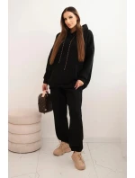 Dámský teplákový komplet zateplený z bavlny s kapucí černý Dámský teplákový komplet zateplený z bavlny s kapucí černý