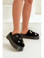 Dámské Kožené Pantofle Na Silné Podešvi S Připínáčky Černé Zintoria