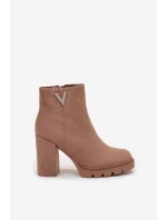 Dámské kotníkové boty s izolací na klínku s ozdobným detailem béžové Briella