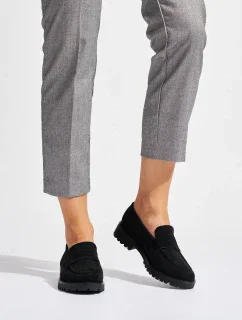 Zajímavé dámské mokasíny černé platforma