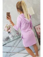 Šaty s kapucí a kapsami fialové