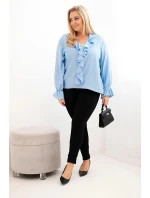 Dámská viskózová blůza Plus Size s volánem a ozdobnou broží modrá