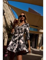 M849 Přiléhavé mini šaty s potiskem - model 1