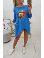 Oversize halenka s potiskem duhových rtů chrpově modrá