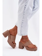 Dámské nazouváky na sloupkovém podpatku se zlatým detailem tmavě béžové Sinora