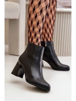 Hladké dámské boty na podpatku z eko kůže zateplené černé Milisea Hladké dámské boty na podpatku z eko kůže zateplené černé Milisea