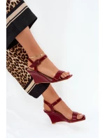 Lakované Dámské Sandály Na Klínu Bordové Vliraya
