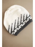 Dámská zimní čepice z vlny s geometrickým vzorem a kamínky K469 bílá