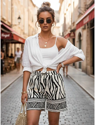 Dámské letní kraťasy s vázáním a černobílým potiskem FashionStreet SY0541 Dámské letní kraťasy s vázáním a černobílým potiskem FashionStreet SY0541