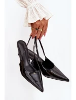 Dámské lakované lodičky na jehlovém podpatku s odkrytou patou Talira – černé Dámské lakované lodičky na jehlovém podpatku s odkrytou patou Talira – černé