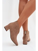 Dámské kotníkové boty na klínku s prošitím béžové Darlisse