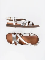 Originální bílé sandály dámské na plochém podpatku Originální bílé sandály dámské na plochém podpatku