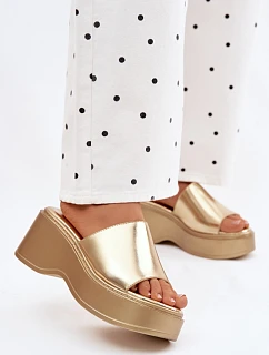 Dámské sandály na platformě zlaté Virelia