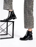 Originální dámské černé kotníčkové boty na širokém podpatku Originální dámské černé kotníčkové boty na širokém podpatku