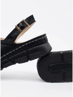 Exkluzívní černé dámské  sandály na plochém podpatku