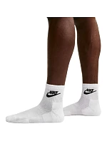 Nike Everyday Elevated Crew 3 páry ponožek IH8528 903 Nike Everyday Elevated Crew 3 páry ponožek IH8528 903