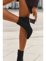 Zateplené dámské kotníkové boty na jehle z ekzem zamsz černé Brivelle Zateplené dámské kotníkové boty na jehle z ekzem zamsz černé Brivelle