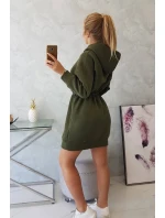 Dámské šaty s kapucí 68470 Khaki zelená - K-Fashion