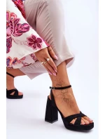 semišové sandály na čtvercovém podpatku Černé Powerful