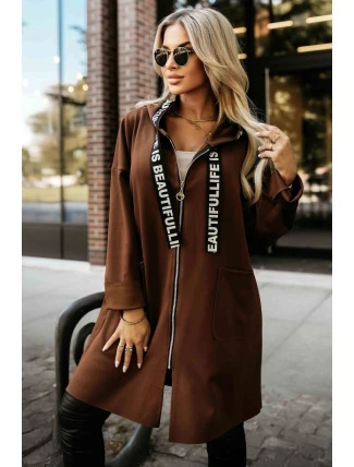 632-2 Ležérní kabát se zipem a módními detaily - čokoládový 632-2 Ležérní kabát se zipem a módními detaily - čokoládový