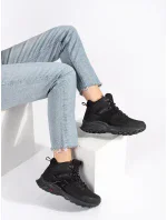 Výborné černé  trekingové boty dámské