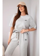 Dámská viskózová souprava máslová s krátkým rukávem a kalhotami s ohrnutým zakončením šedá