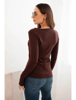 Dámský viskózový svetr s kulatým výstřihem a přiléhavým střihem hnědý