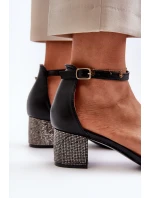 Dámské sandály z eko kůže na zdobeném podpatku černé Wiatalia