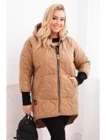 Dámská zimní bunda Plus Size prošívaná s kapucí camelová