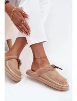 Dámské chlupaté papuče s kožíškem a výšivkou – béžové Perivelle